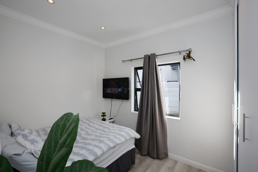 3 Bedroom Property for Sale in Parklands North Western Cape